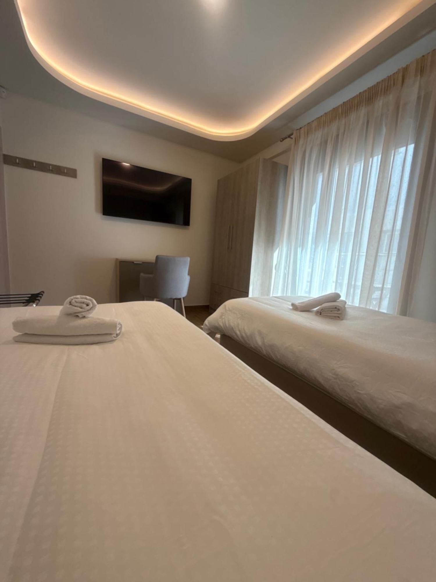 Aqua Mare Luxury Apartments Paralia Katerinis Room photo