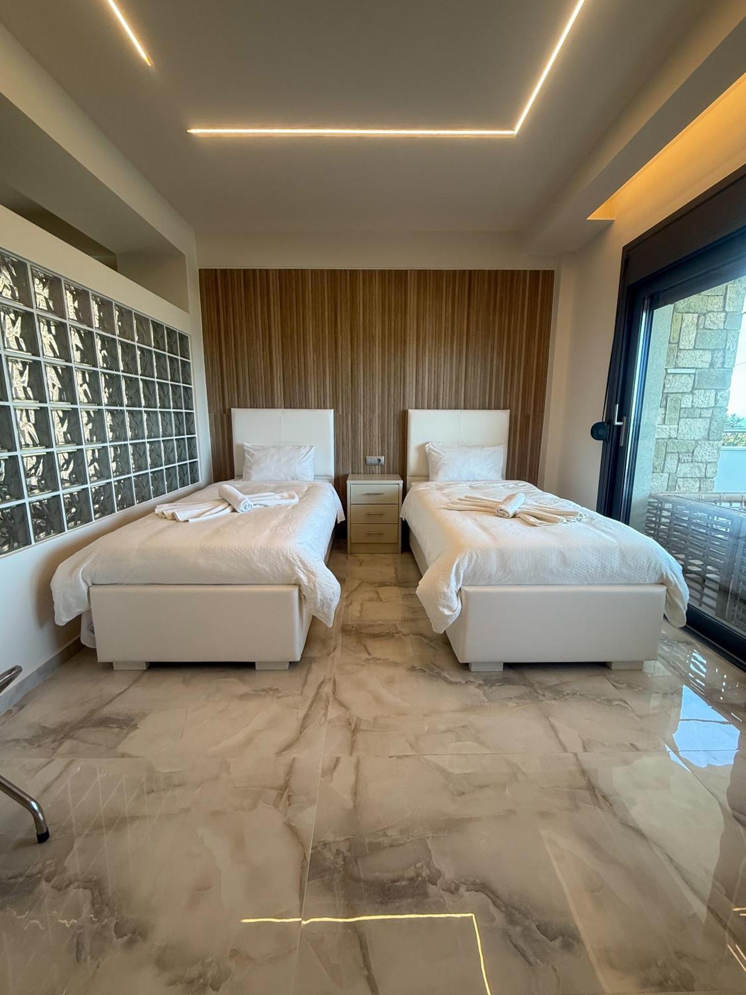 Aqua Mare Luxury Apartments Paralia Katerinis Room photo